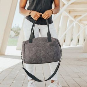 Vooray Alana Neoprene duffel bag